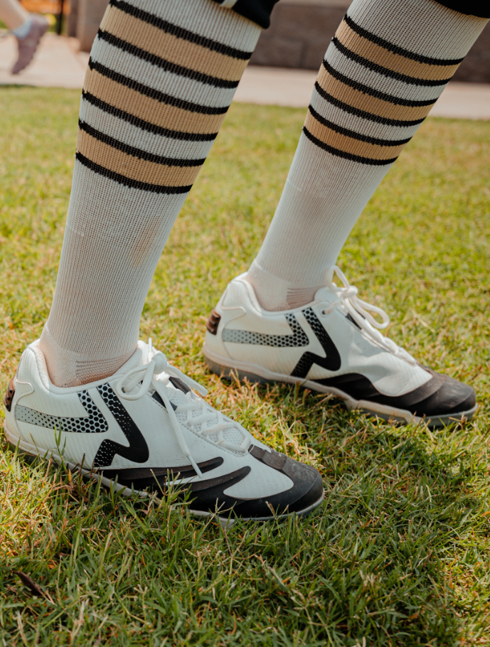 Women's SwiftStep Ringor Pro Metal Softball Cleats