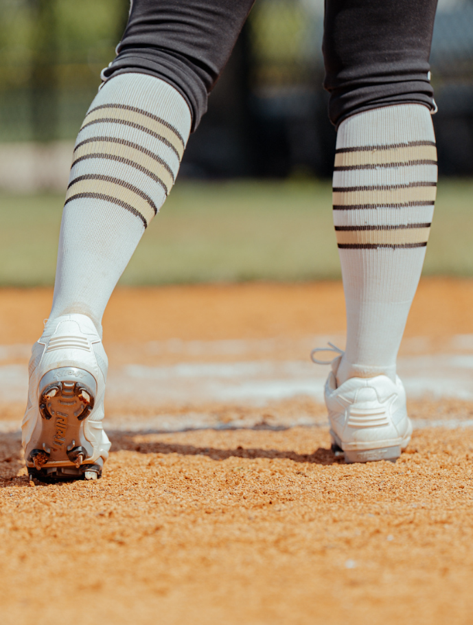 Women's SwiftStep Ringor Pro Metal Softball Cleats