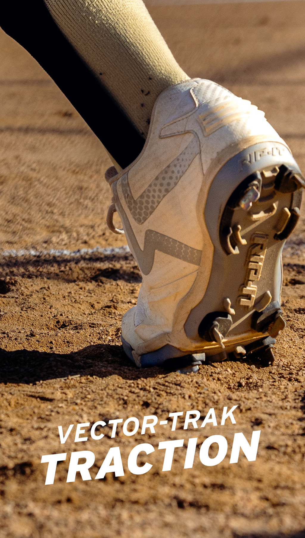 Women's Ringor Pro 2 Metal Softball Cleat.