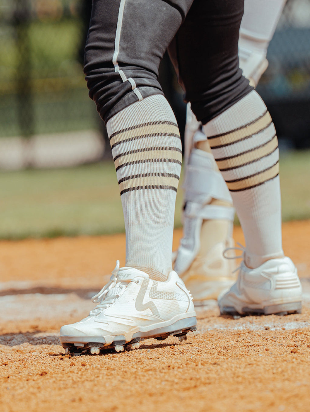Women's Ringor Pro 2 Metal Softball Cleat.