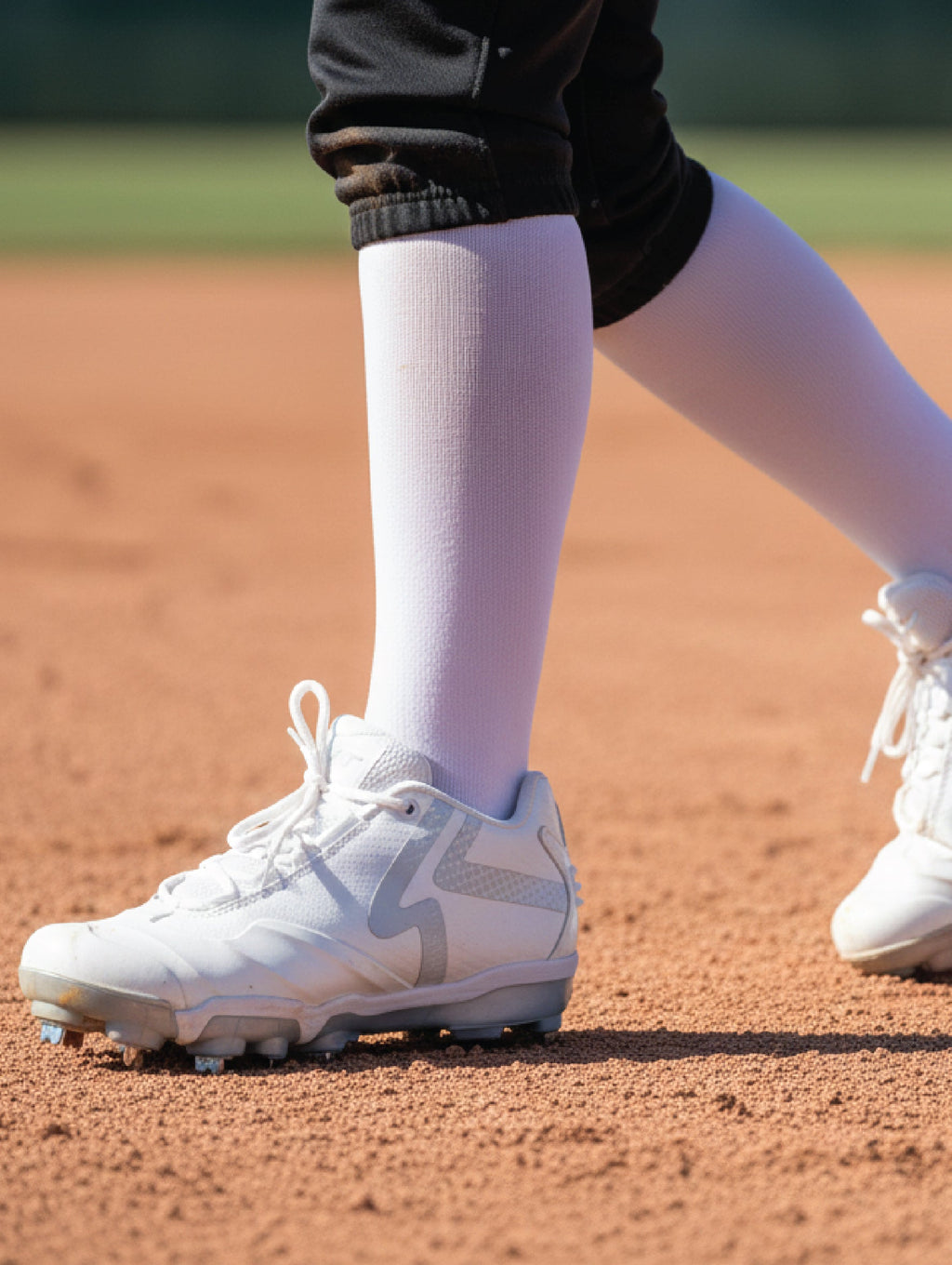 Women's Ringor Pro 2 Metal Softball Cleat.